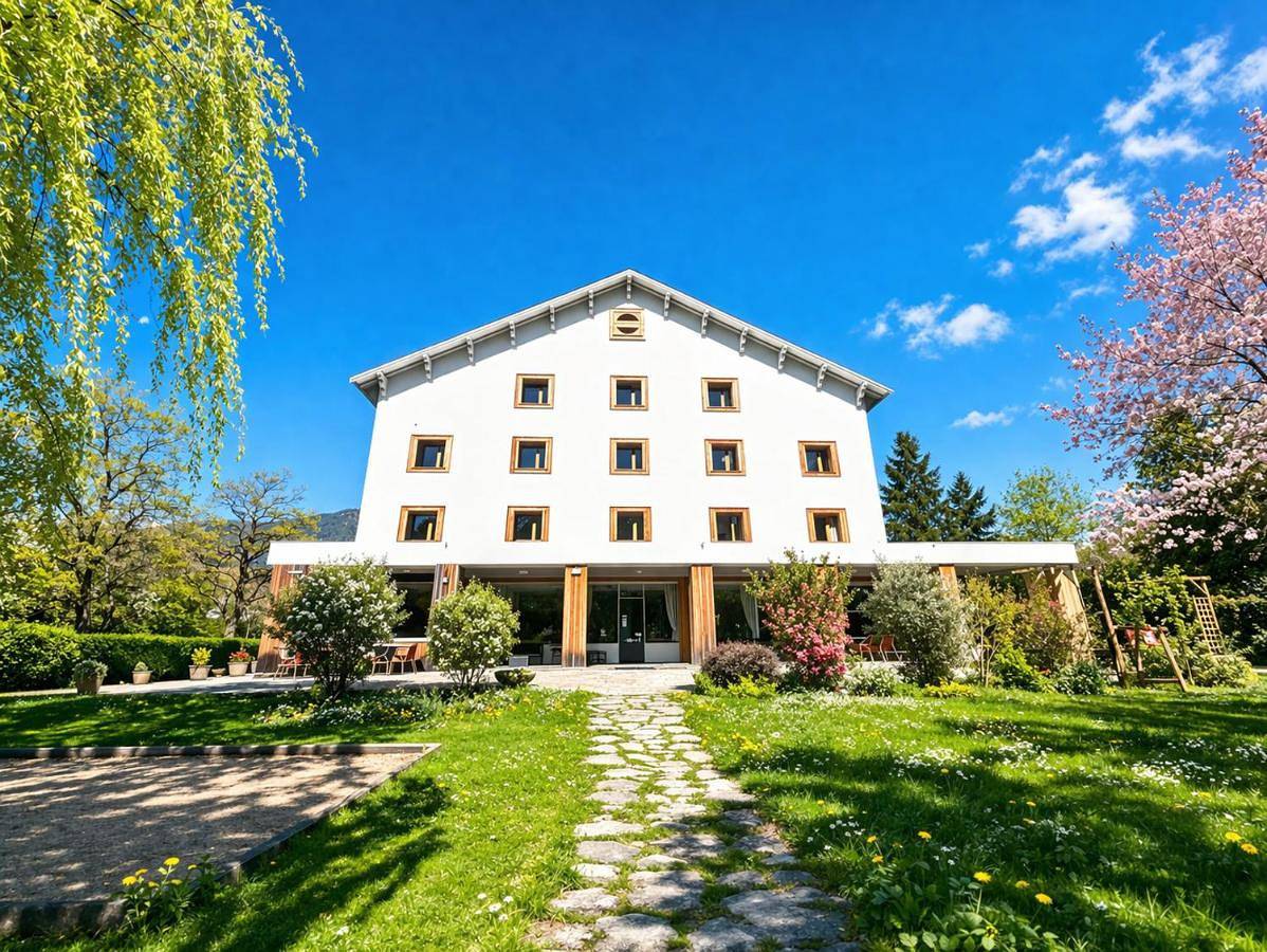 Logis Hôtels La Crémaillère in Saint-Bonnet-en-Champsaur, Parc national des Écrins