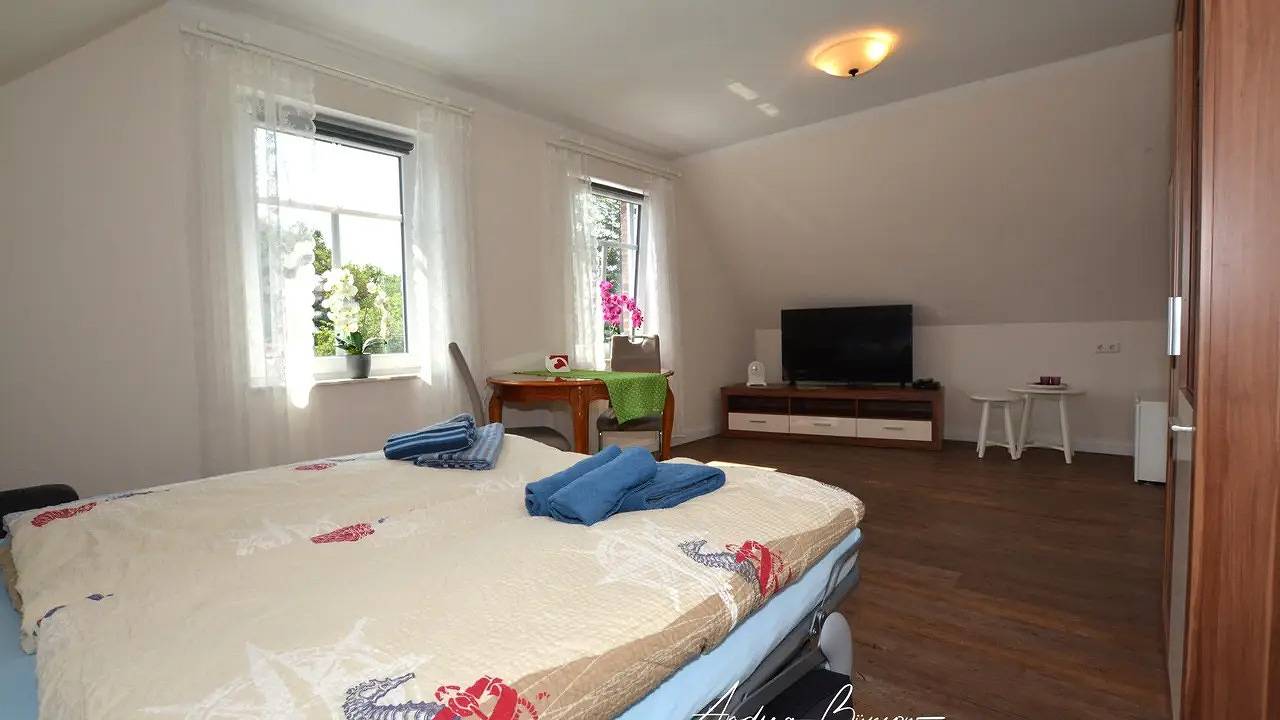 Zimmer für 2 Personen (20 m²) in Südbrookmerland in Südbrookmerland, Landkreis Aurich