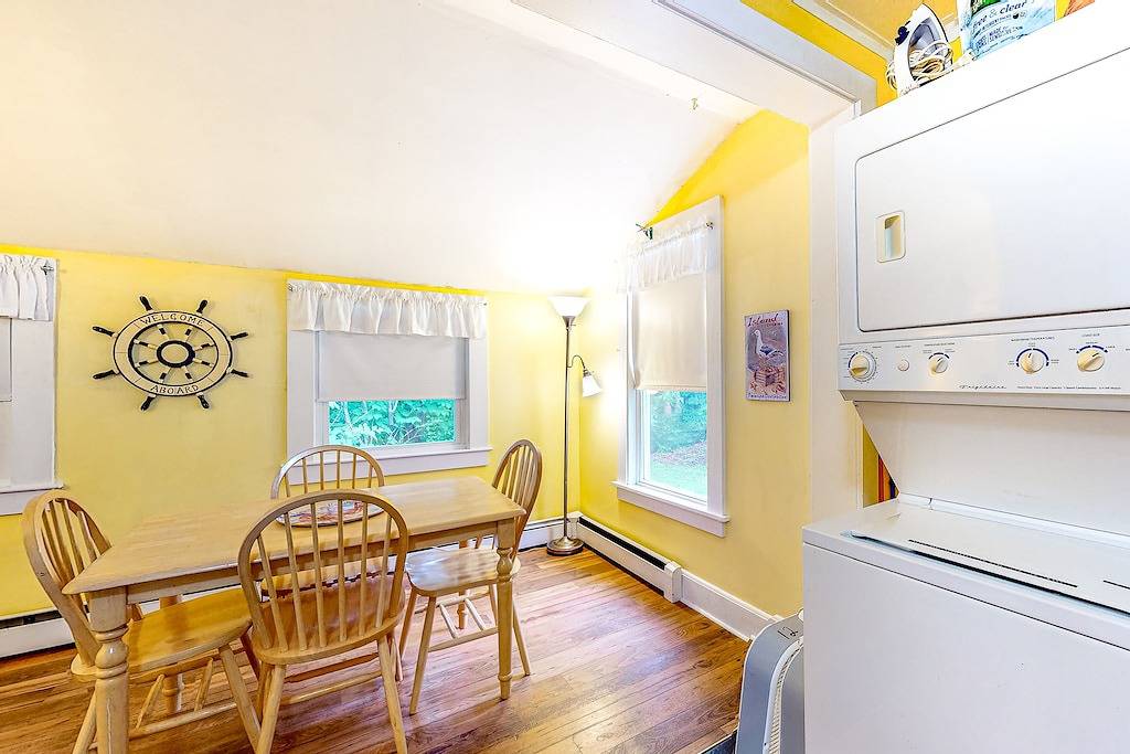 Cabin for 4 Guests in Bar Harbor, Mount Desert Island