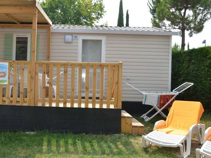 Wohnwagen für 6 Personen, mit Terrasse und Kinderpool, mit Haustier - 1