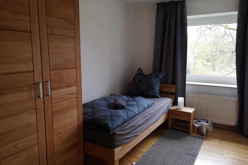 Ganze Wohnung, Ferienwohnung mit Blick in die Natur in Bünde, Wiehengebirge