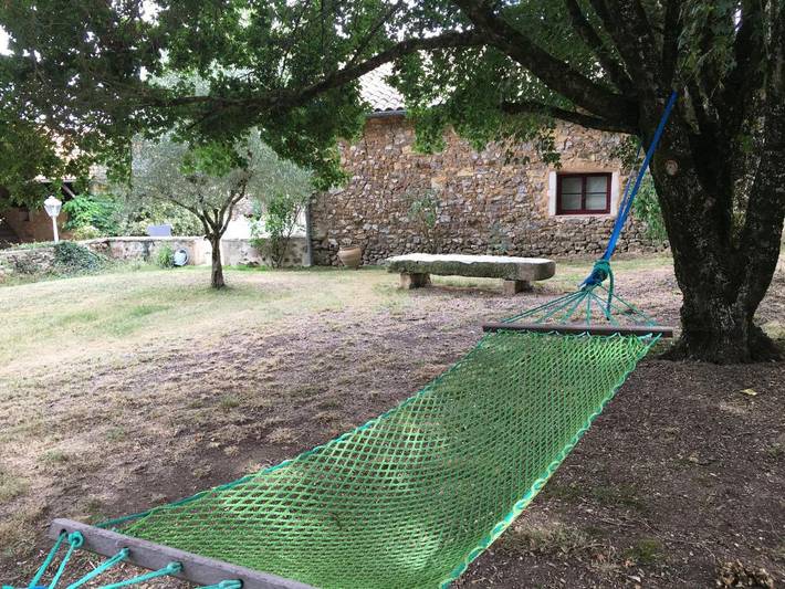 Gîte pour 2 personnes, avec jardin ainsi que vue et terrasse à Souvigné - 2