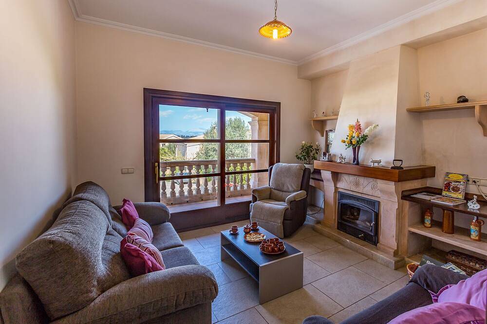 Casa Señorial En Sineu Ideal Ciclistas   Garage Para Bicicletas.Piscina salina in Sineu, Interior de Mallorca