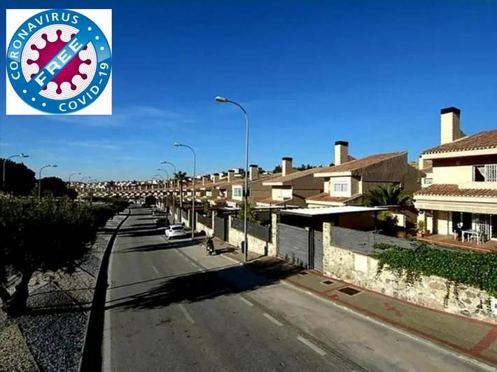 Chalet para 7 personas, con piscina además de vistas y jardín en Vega de Granada - 2