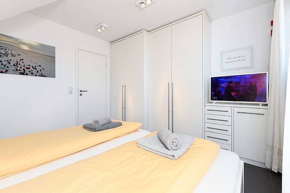 Ganze Wohnung, Ferienwohnung Nordseesonne - Nordseegartenpark Nordseestolz in Bensersiel, Esens