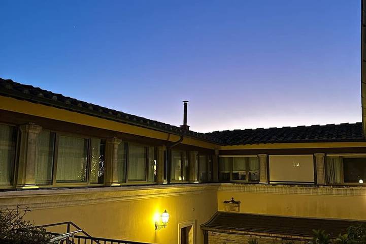 Appartement entier, Il Bell'Arco | Historic Tuscan Apartment for Wine Lovers, with a Sunset Terrace in Massa Marittima, Province de Grosseto