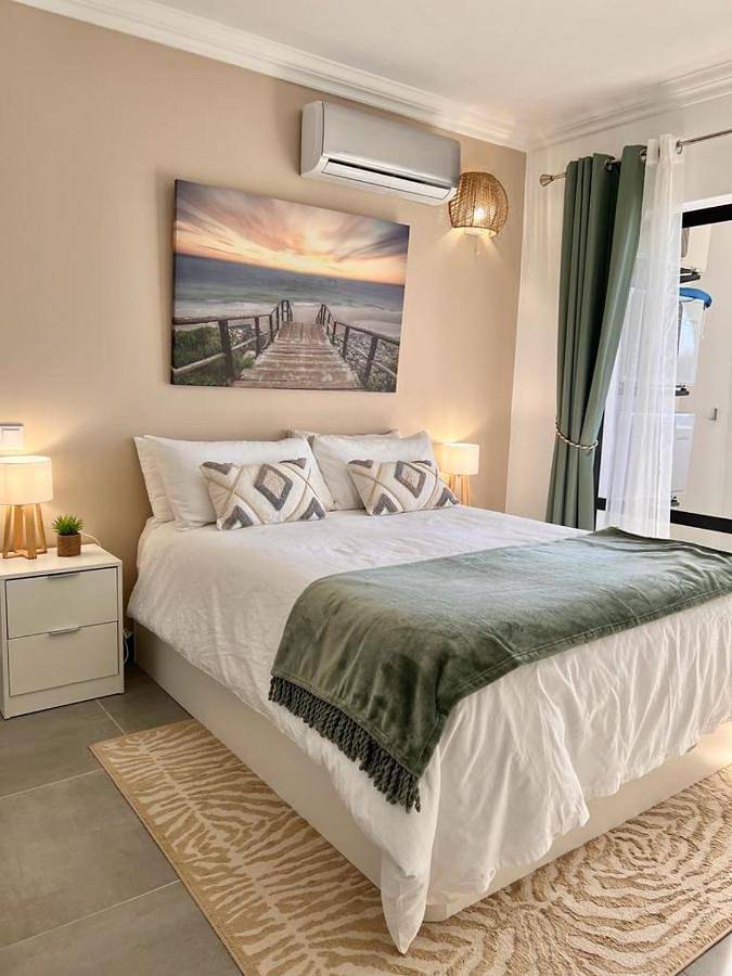 Apartamento inteiro, Oásis de verão- 2 bedrooms flat with swimming pool in Sagres, Parque Natural do Sudoeste Alentejano e Costa Vicentina