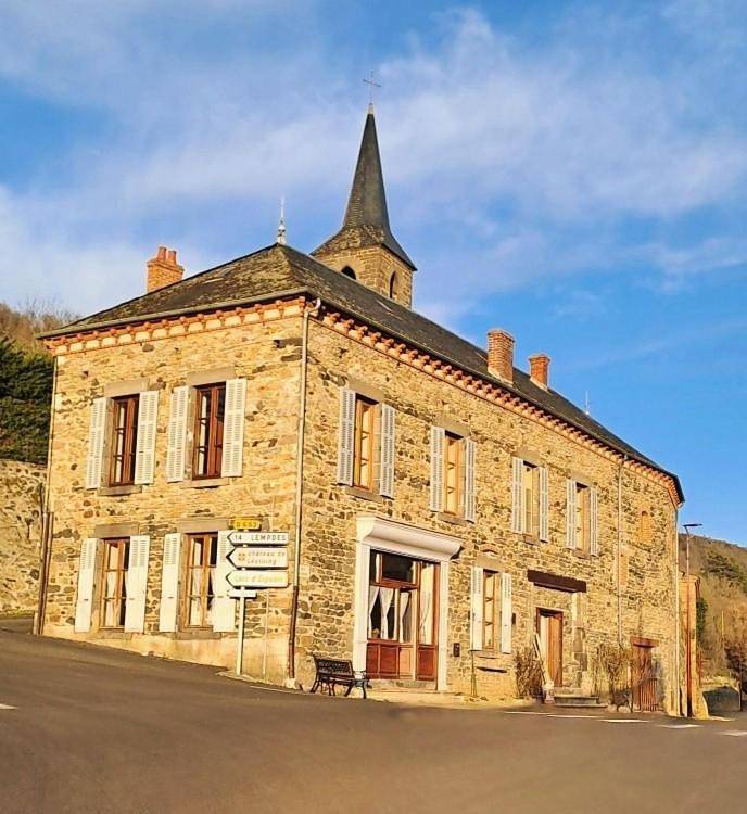 Location de vacances pour 2 personnes, avec vue, animaux acceptés dans Grenier-Montgon