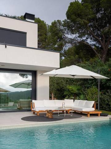 Chalet para 8 personas, con vistas además de piscina y jardín en Provincia de Gerona