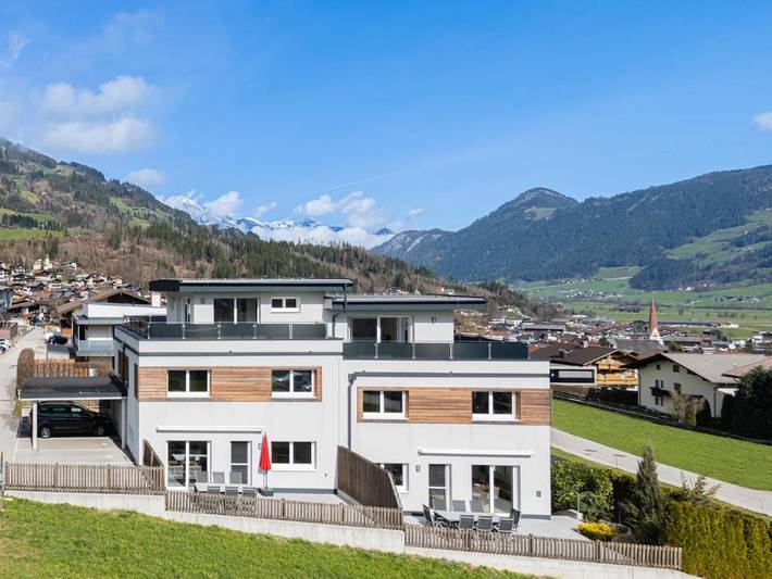 Ferienhaus für 8 Personen, mit Ausblick und Sauna sowie Terrasse, mit Haustier