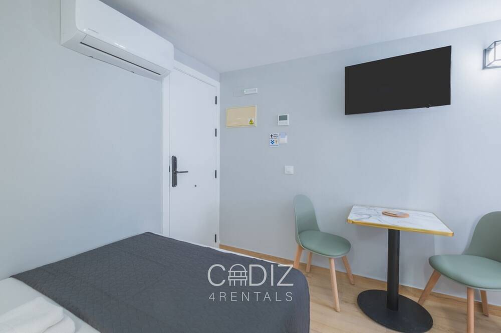 Hel lägenhet, Estudio Individual Semisótano - Coral Zahara Suites by Cadiz4Rentals in Playa Zahara de los Atunes, Barbate
