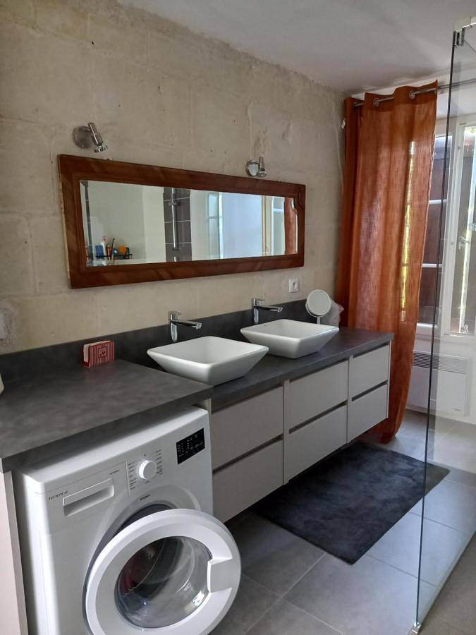 Two-Bedroom House in Tuffalun, Vallée de la Loire
