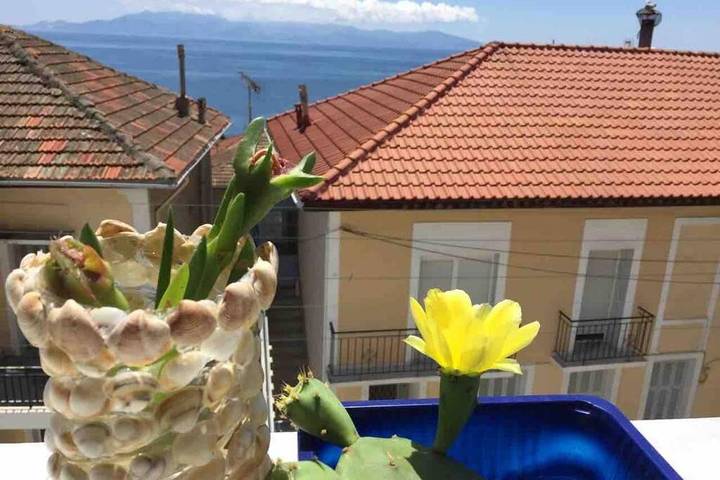 Ferienwohnung für 5 Personen, mit Ausblick und Garten in Kavala Gemeinde