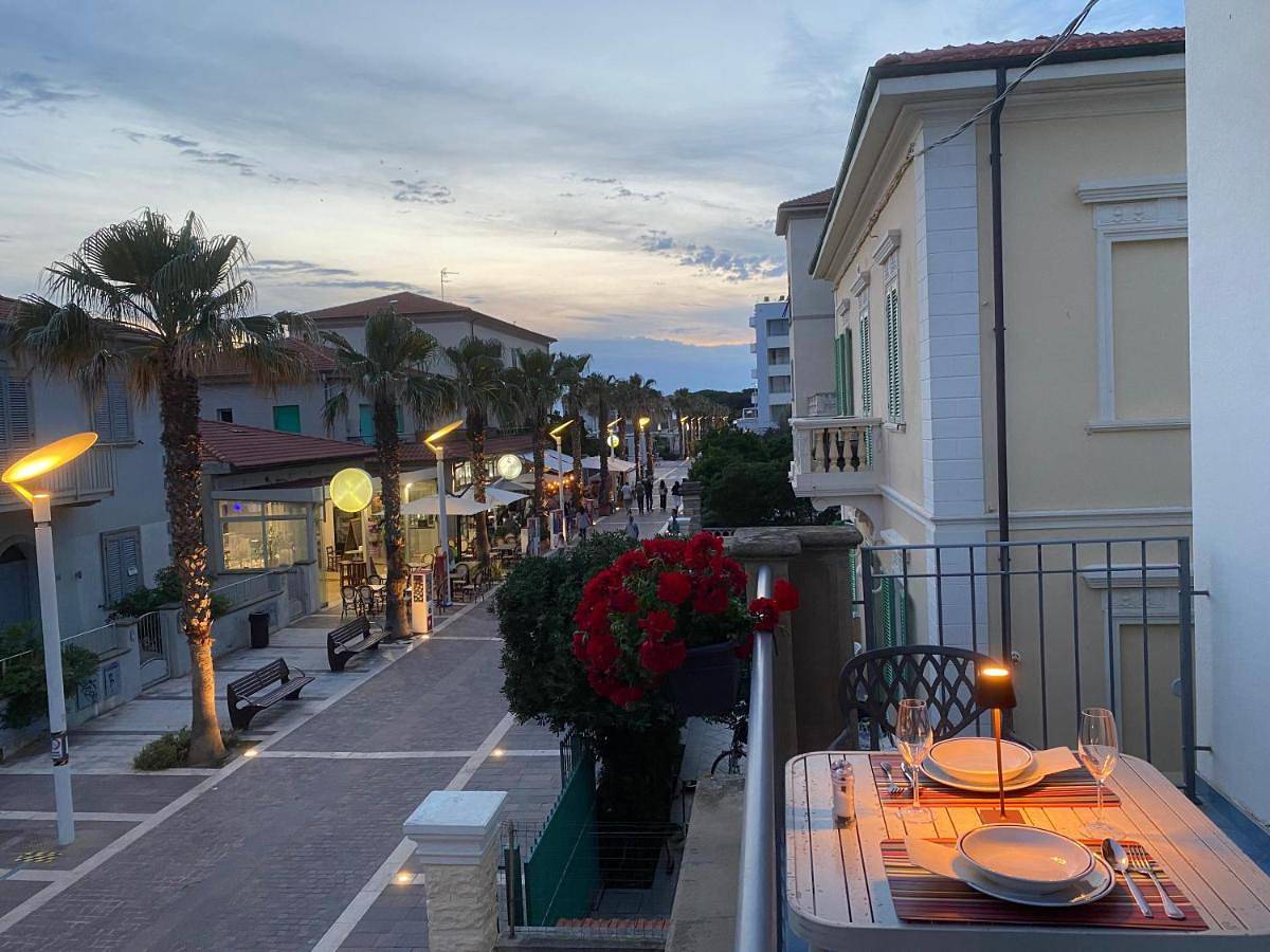 Miramare Suite in Marina di Cecina, Cecina