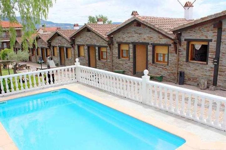 Appartement de vacances pour 4 personnes, avec balcon et piscine ainsi que jacuzzi et jardin - 1
