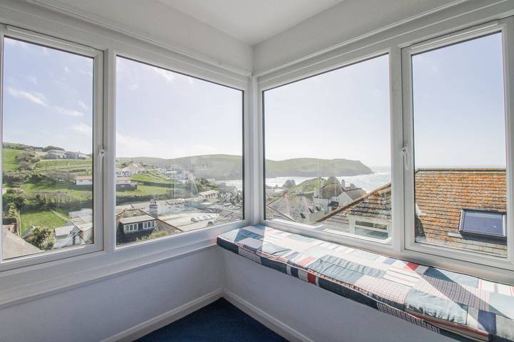 Cottage for 8 people, with garden, with pets in Hope Cove