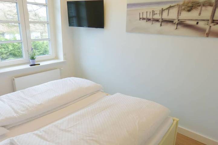 Ferienhaus für 5 Personen, mit Sauna und Garten sowie Balkon in Nebel - 3