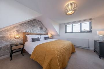 Holiday Home for 8 People in Holt, Norfolk, Photo 1