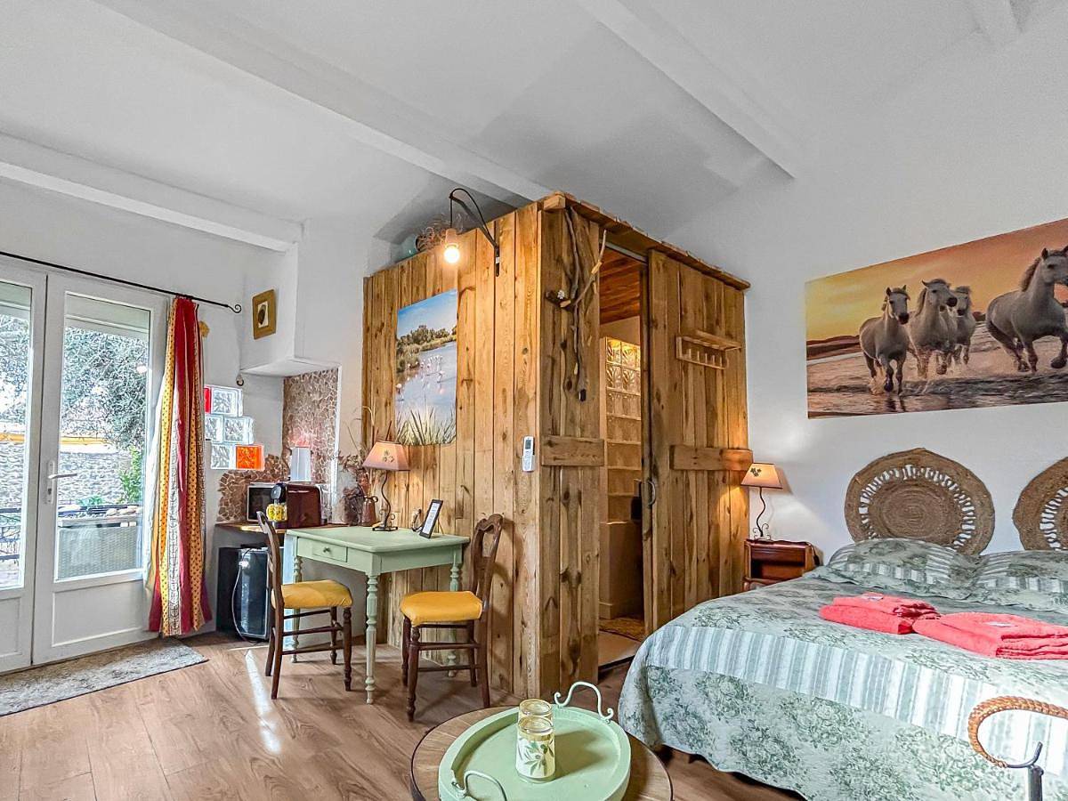 Duplex Studio in Aubord, Côte méditerranéenne (France)