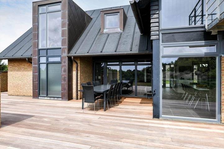 Ferienhaus mit Meerblick für 12 Personen, mit Whirlpool und Sauna sowie Terrasse und Pool in Blavand - 4