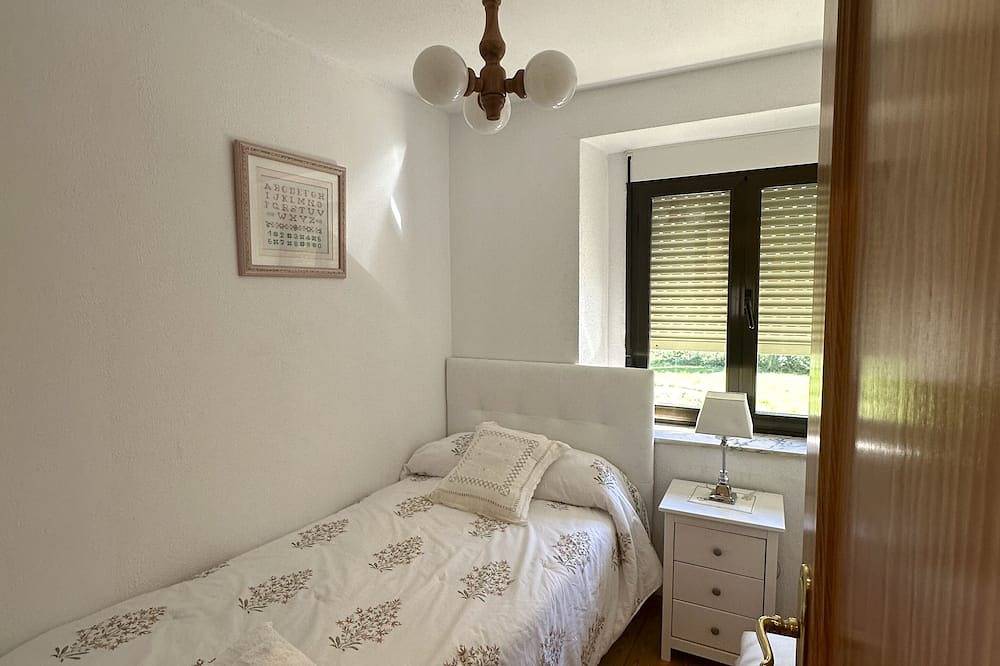 Enjoy the nature in Valdepiélago, Cordillera Cantábrica