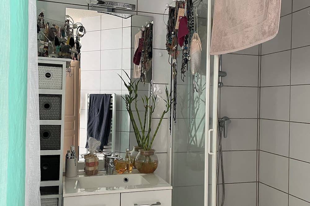 Appartement entier, Petit appartement douillet in Les Martres-de-Veyre, Région de Clermont-Ferrand