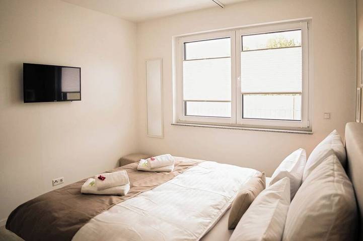 Appartement entier, LaMiaCasa Spacious Loft – Terrace & Parking in Stuttgart, Région de Stuttgart
