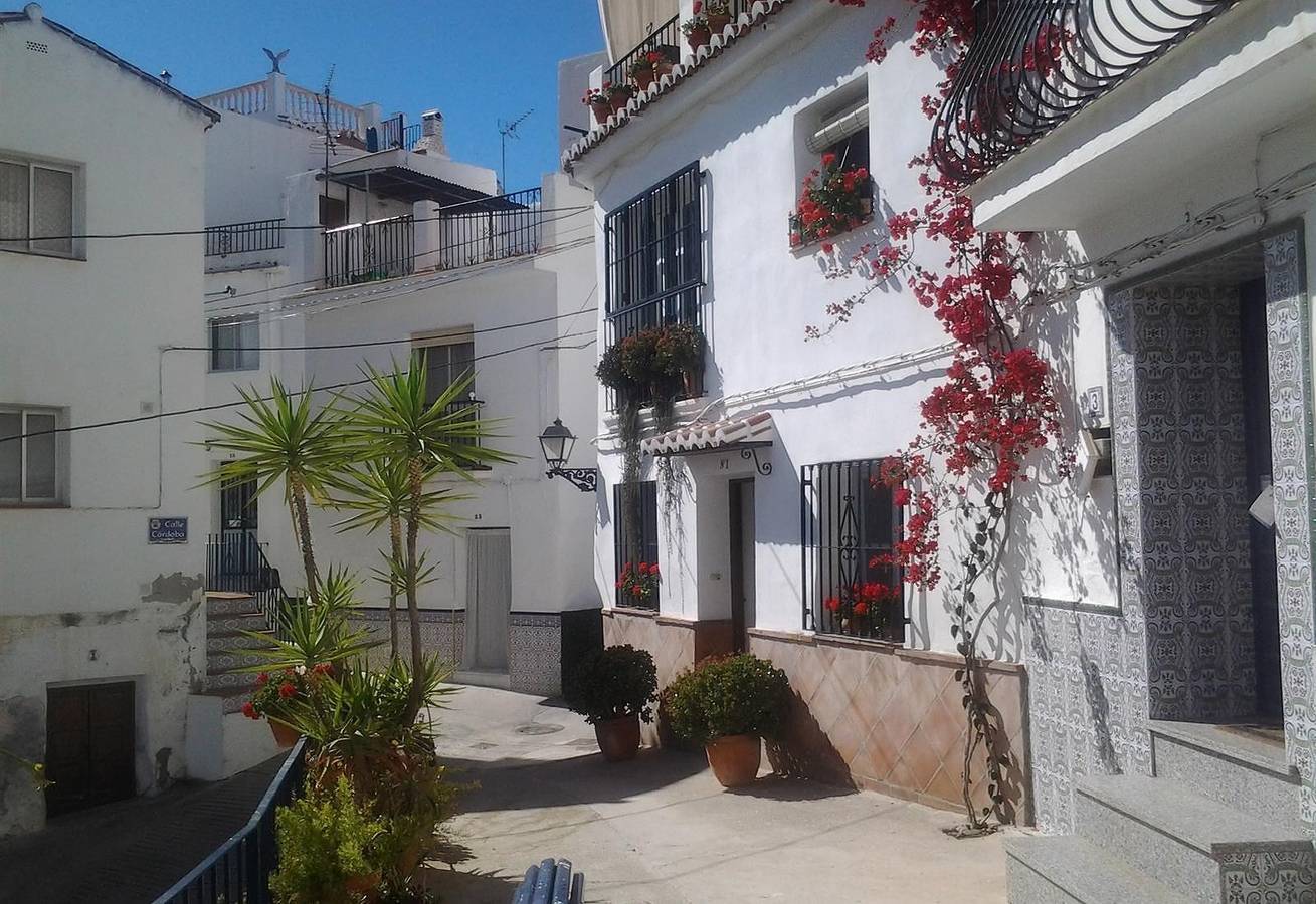 Vacation Home 'Spanish Village Holiday on Costa del Sol' with Roof Terrace & Wi-Fi in Torrox Pueblo, Torrox