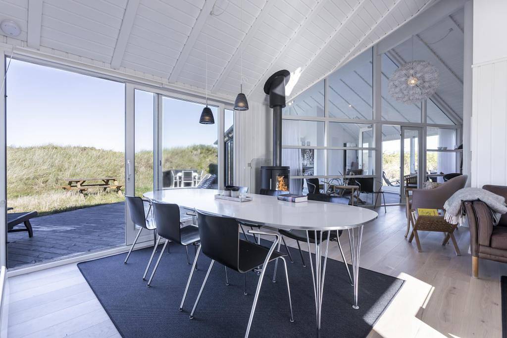 Ferienhaus mit Pool und Meerblick in Hirtshals region, Tannisbucht