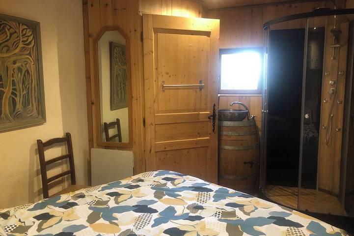 Location de vacances pour 2 personnes à Escaro - 2