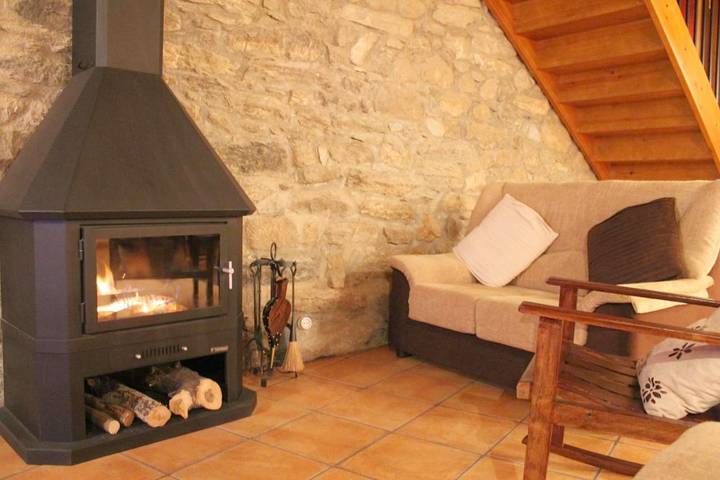 Casa rural para 2 personas, con Balcón además de Terraza y Jardín en Senet - 3