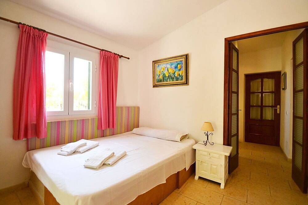 Villa en Mallorca cerca de Tramuntana in Inca, Interior de Mallorca