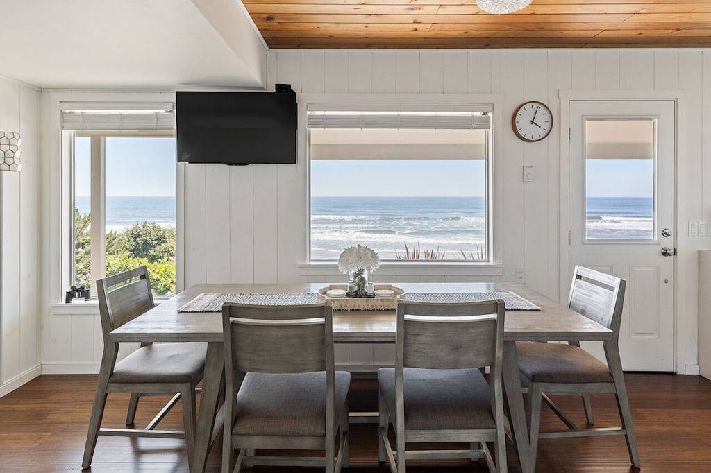Oceanfront- Sea Gem Cottage in Lincoln County (OR)