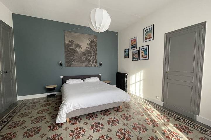 Location de vacances pour 12 personnes, avec jardin à Saint-Laurent-d'Aigouze - 2