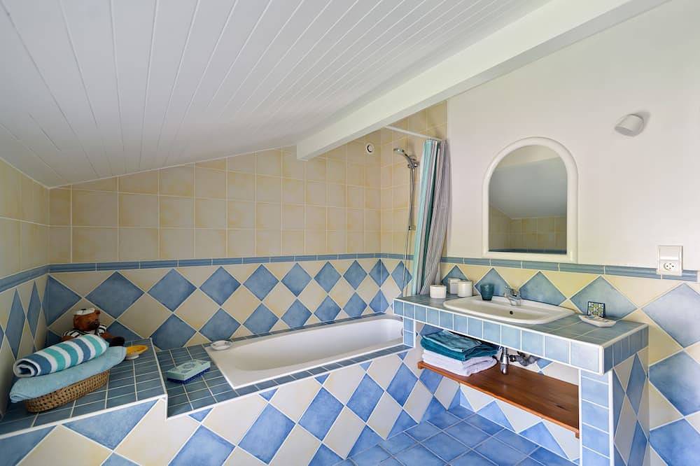 Villa Arcangues neo-baskisch, Schwimmbad und Palmen 10 Minuten von Biarritz entfernt in Arcangues, Bayonne und Umgebung