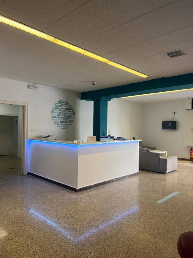Hostal San Carlos in Central Lloret de Mar, Lloret de Mar