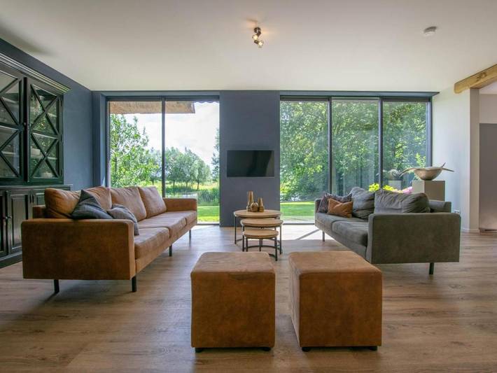 Location de vacances pour 10 personnes, avec jacuzzi ainsi que jardin et terrasse dans Rijsbergen - 4