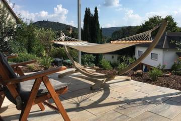 Gîte pour 2 personnes, avec jardin et terrasse dans Neckargemund