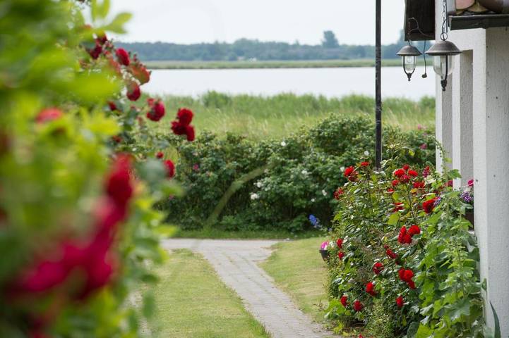 BnB für 2 Personen, mit Garten und Pool sowie Sauna, mit Haustier auf Rügen