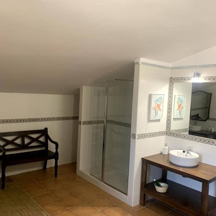 Location de vacances pour 13 personnes, avec vue ainsi que jardin et piscine à El Barraco - 2
