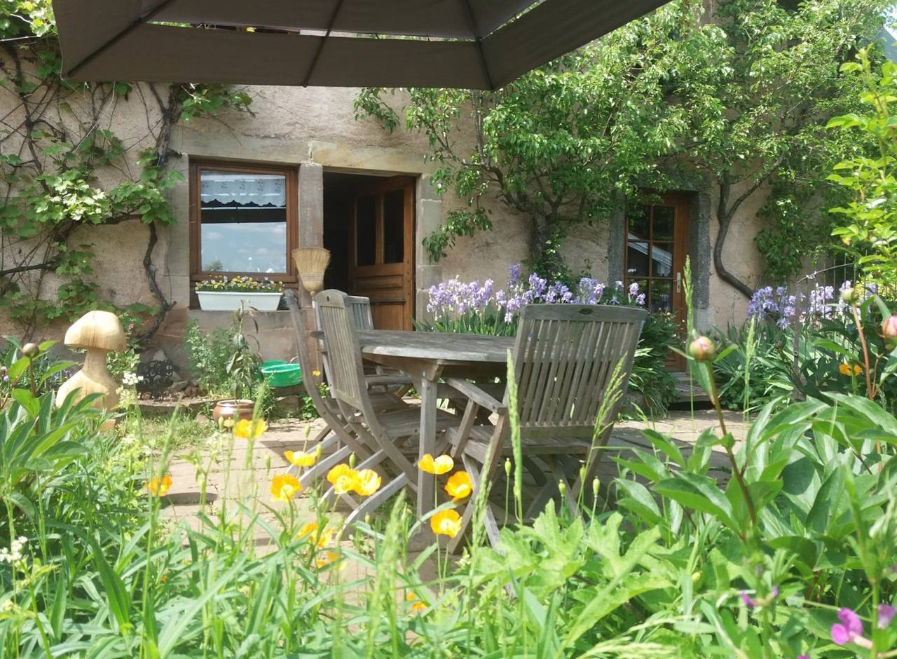 Les chambres d'hôtes de la Ferme aux Moineaux - Chambre bleue in Dommartin-lès-Remiremont, Région d'Épinal
