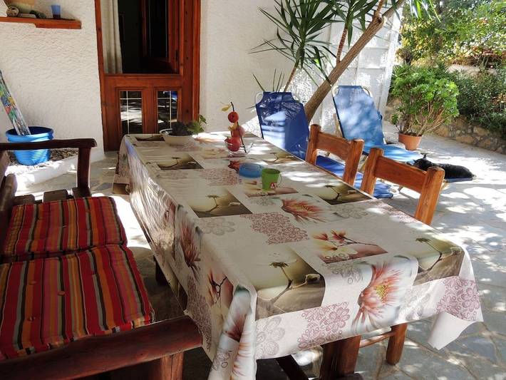 Ferienhaus für 2 Personen, mit Terrasse und Garten in Pitsidia - 3