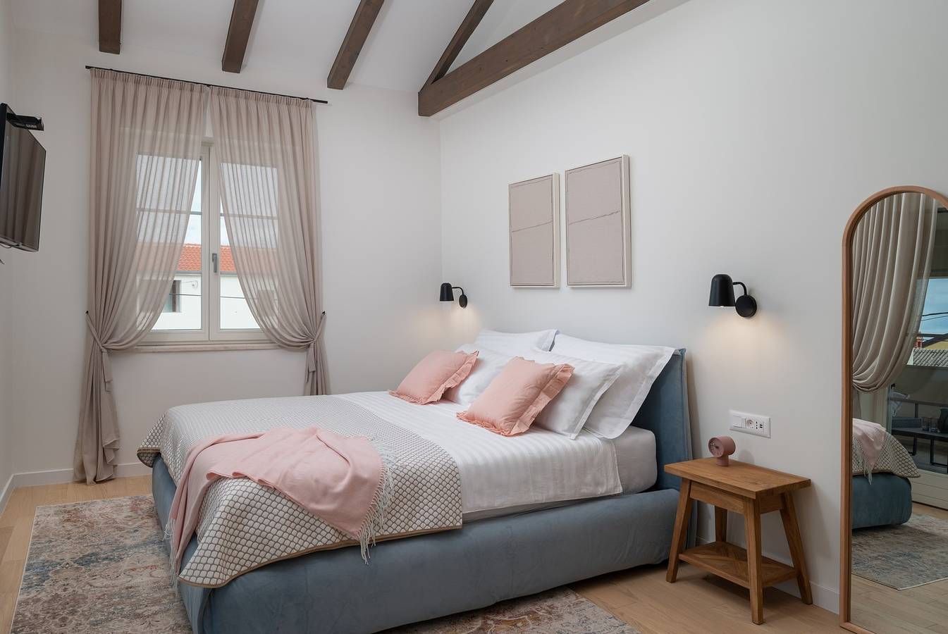 Luxury Villa Marca heated pool 36m2, family, bbq in Nin, Zadar