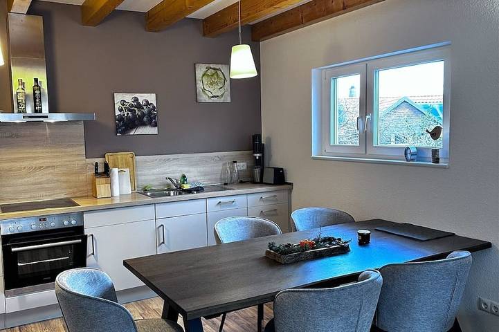 Komfortables Ferienhaus zwischen Wald und Weinbergen bei Freinsheim in Bobenheim am Berg, Landkreis Bad Dürkheim