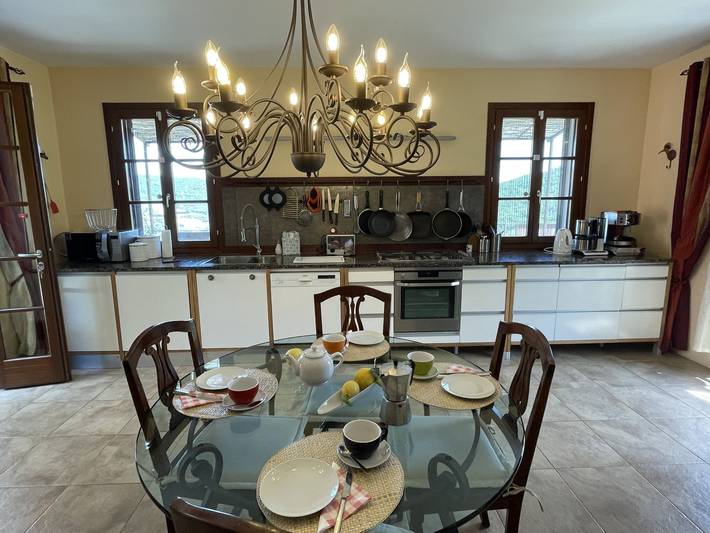 Ferienhaus für 4 Personen, mit Ausblick und Garten sowie Terrasse in Pietrabruna - 3