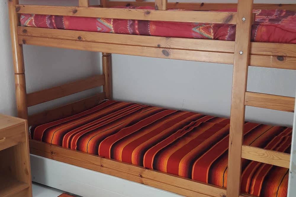 2 bedroom lodge in fleury in Saint Pierre la Mer, Fleury