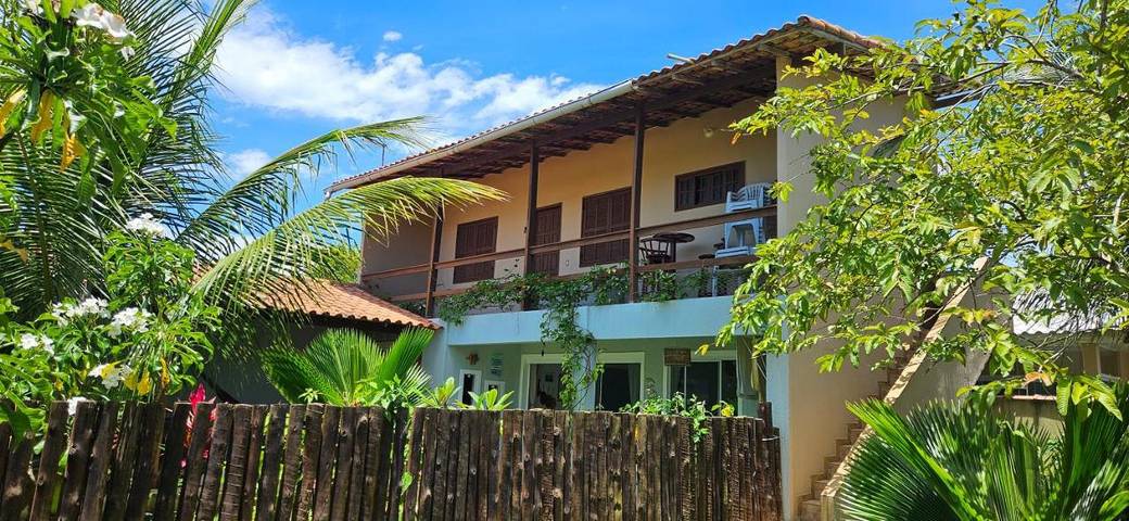 Casas e apartamentos de temporada para 6 pessoas, com vista e jardim em Araruama