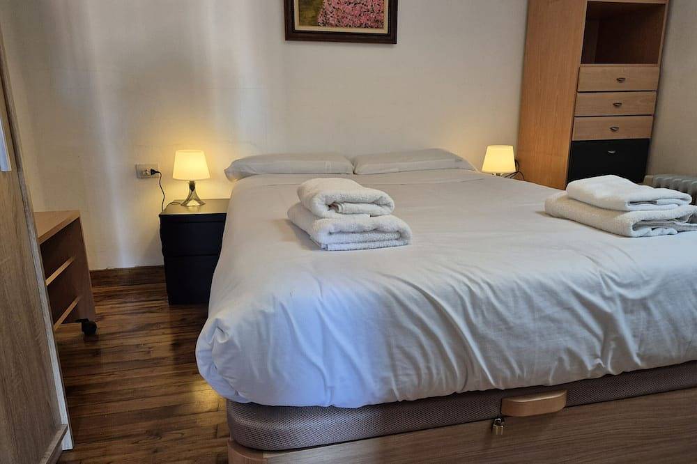 Ganze Wohnung, 14A05 Apartment with view in Colunga, Costa Verde (Spanien)
