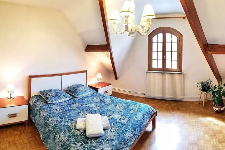Villa avec grand jardin au calme proche Paris, Orly, forêt et lacs in Draveil, Essonne
