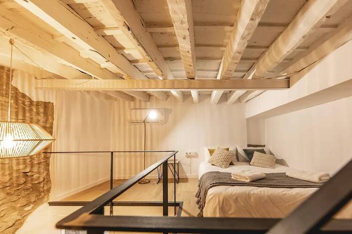 Ganze Wohnung, Bravissimo Bali, wunderschöne 2-Zimmer-Wohnung in Girona, Gironès